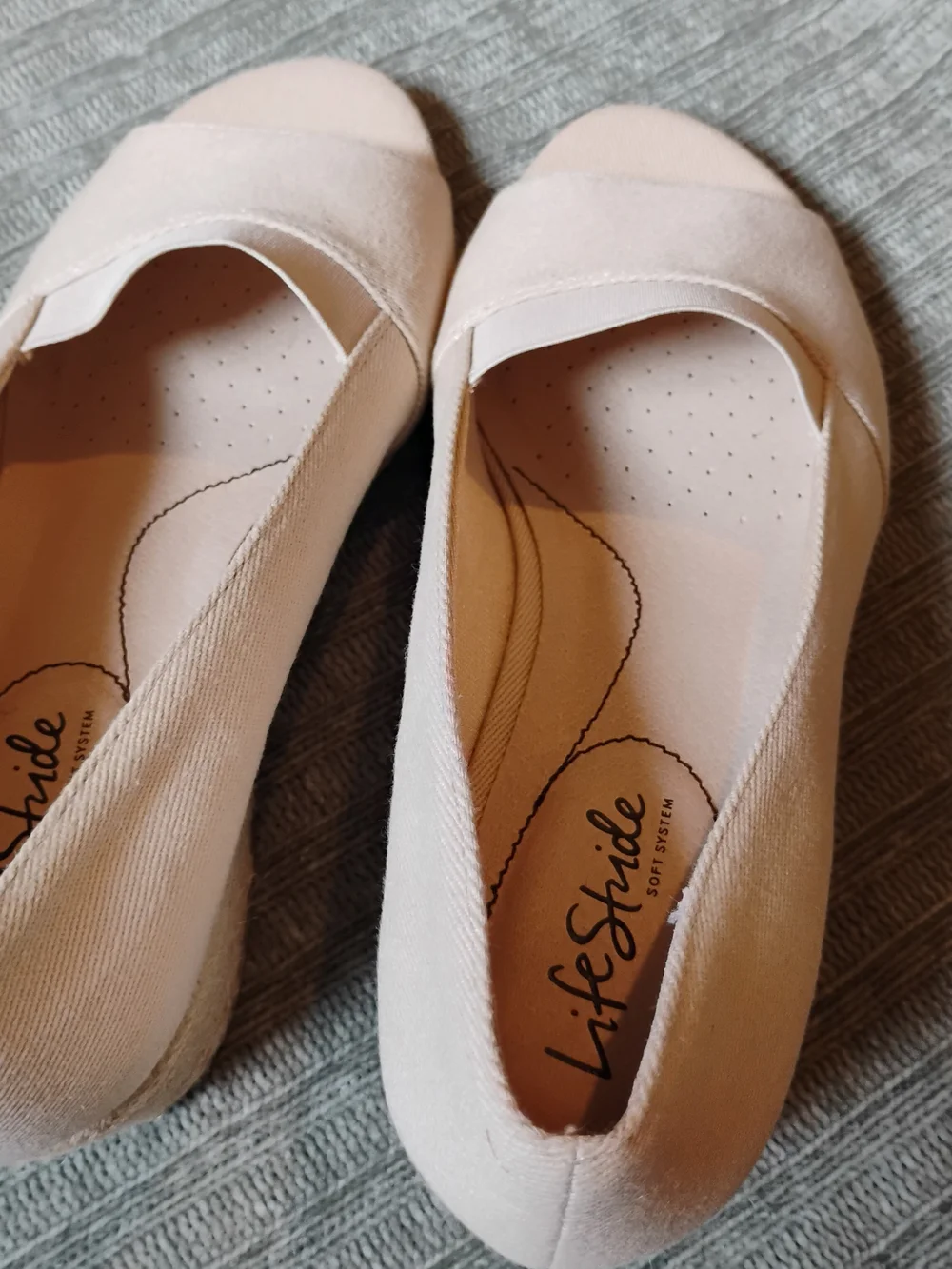 LifeStride Sola Espadrille Wedge Sandals Peep Toe Beige Size 8.5W